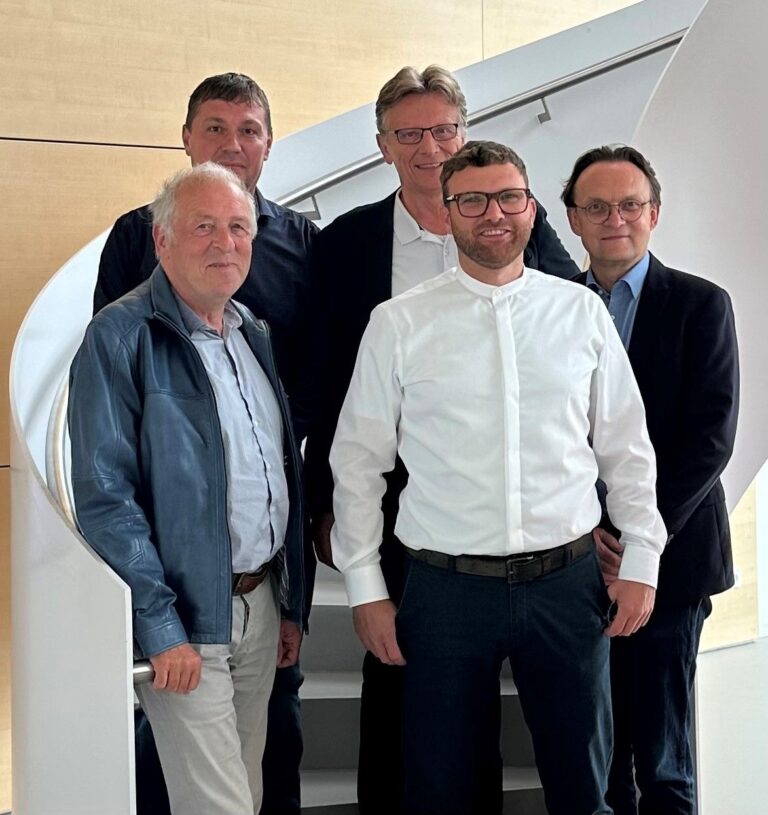 Erfolgreiche Verteidigung der Dissertation von Herr Dier